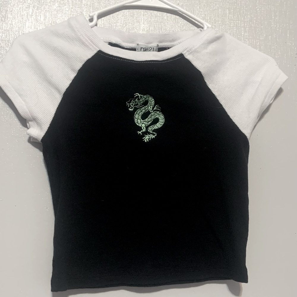 Cute snake crop top